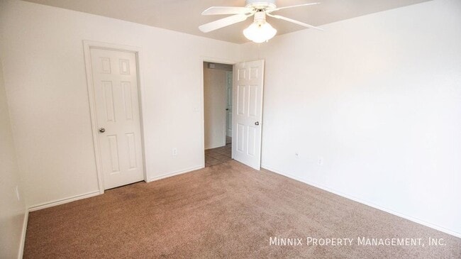 Photo - 5421 Marshall St