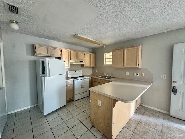 Photo - 9 Oasis Dr Unit 307