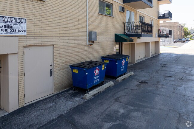 Entrance - Circle Terrace