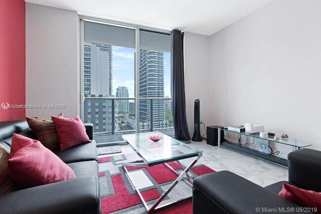 Building Photo - 1100 S Miami Ave Unit 2404 Rental