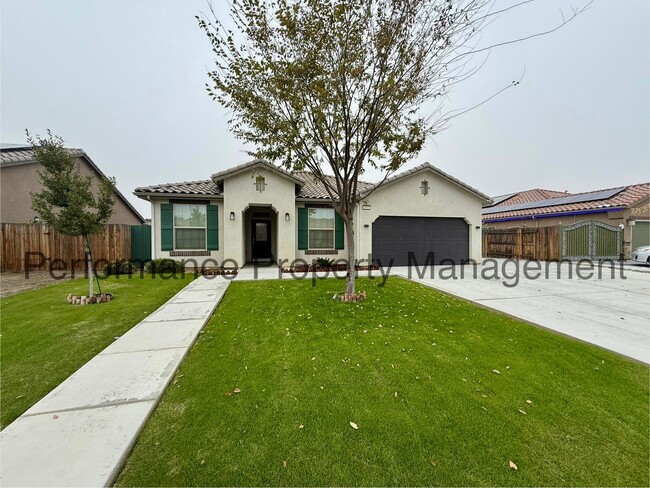 Building Photo - Charming 4 Bed/2 Bath SW Home w/ Solar & $0 Deposit Option