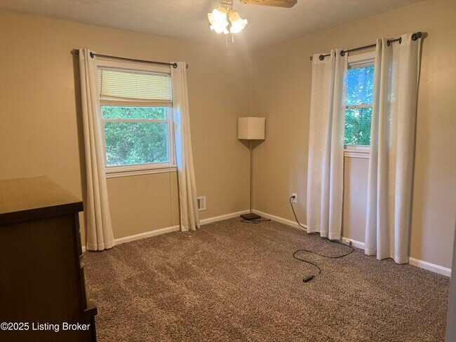 Photo - 5301 Adkins Rd