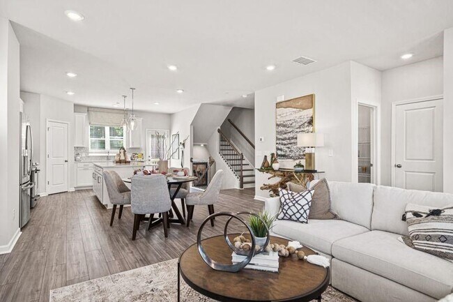 Photo - 3669 Willingham Run SW