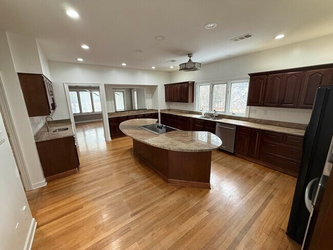 Photo - 765 Sweetbrier Rd