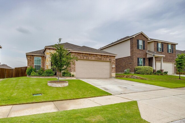Photo - Beautiful Home in Highly Desired Sunset Pointe- 3 Bed, 2 Bath in SW Fort Worth- Crowley ISD- 76123