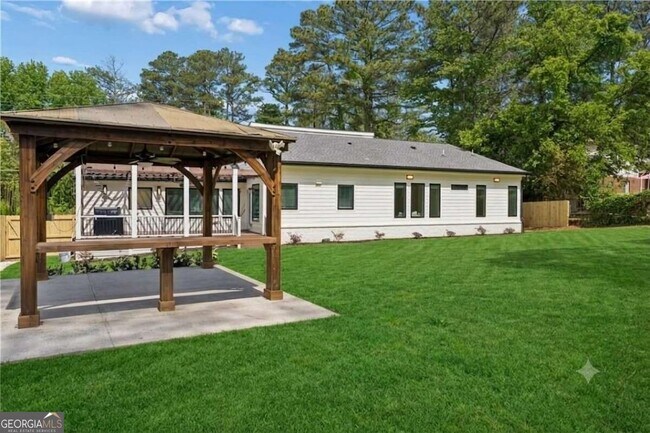 4130 Lower Roswell Rd