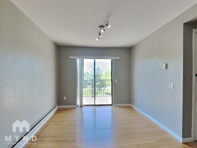 Photo - 7885 Barbara Ann Dr