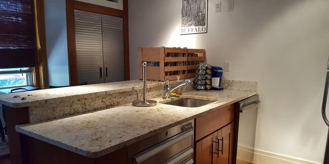 The Elmwood Village Apartments