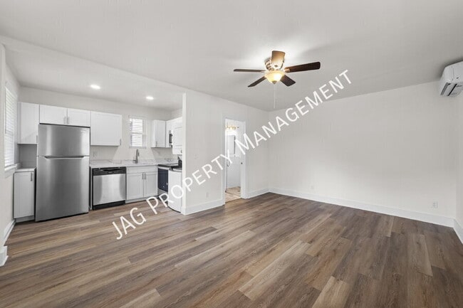 Photo - 1078 Day Ave