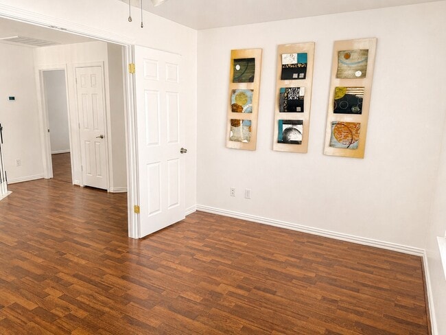 Photo - 5507 Cranston Ct