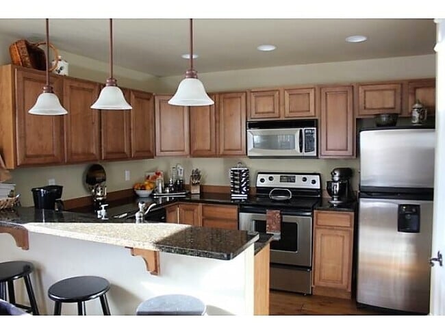 Building Photo - 2945 Warbler Way Unit 3 Rental