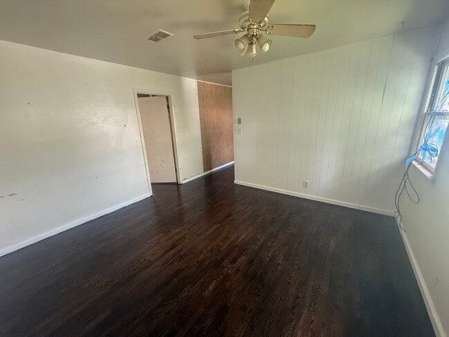 Photo - 139 Van Armon Ave