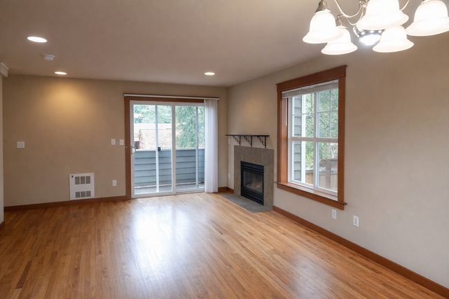 Photo - Spacious 3 Bed / 3 Bath Home with 1-Car Garage