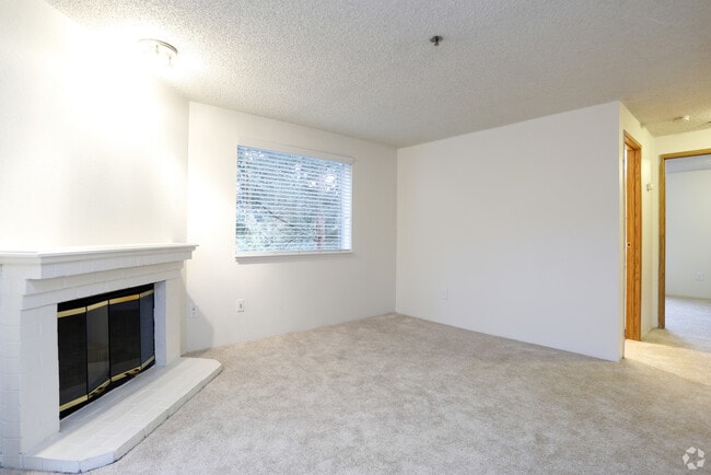 1 bedroom / white appliances