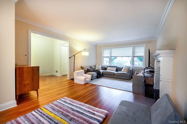 Photo - 11 Latonia Rd