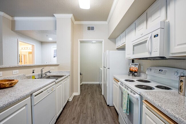 Oak Brook Apartments