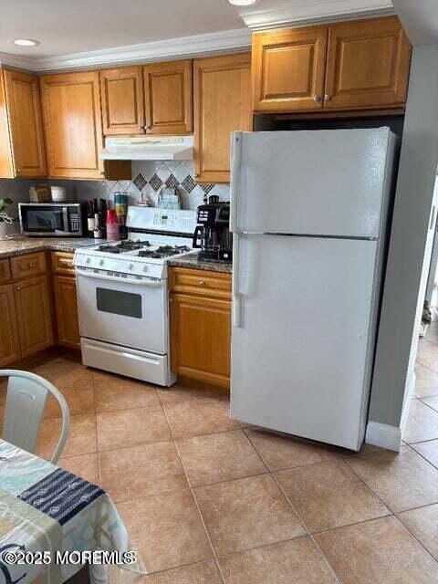 Photo - 217 Blaine Ave