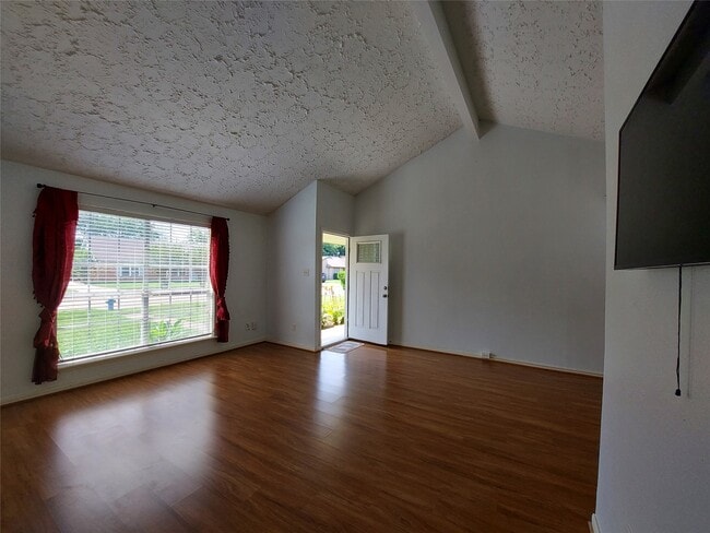 Building Photo - 3807 Quiet Pl Dr