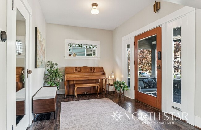 Photo - Beautifully Remodeled Classic Craftsman in Prime Portland Location