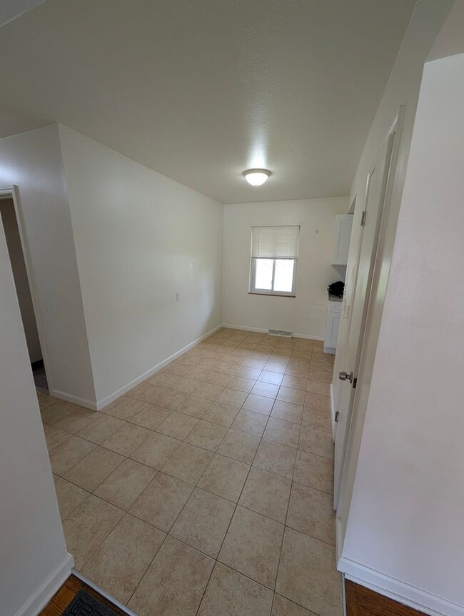 Photo - 33434 Jennie Rd Unidad 33440