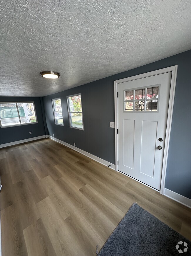 Building Photo - 11513 Saint Mark Ave Rental
