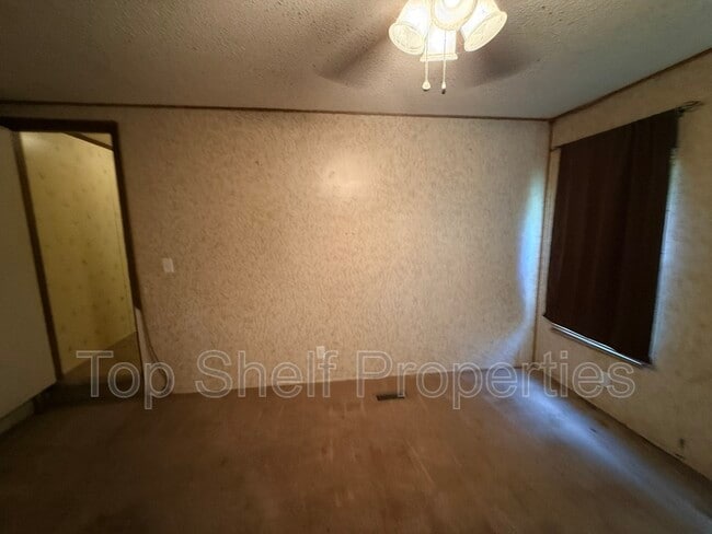 Photo - 431 Rocky Ridge Ln