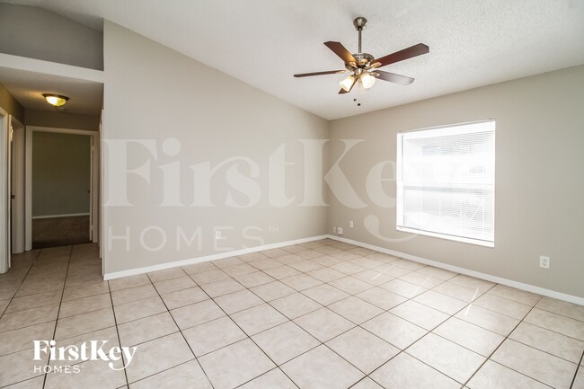 Photo - 7591 Groveoak Dr