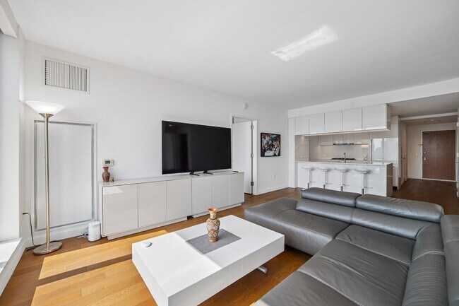 Photo - 99 Hudson St Unidad 4506