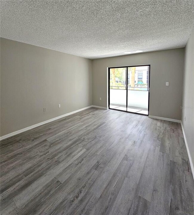 Photo - 2587 Countryside Blvd Unit 6207