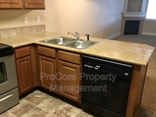 Photo - 9965 W Rosecroft Ct Unidad 103