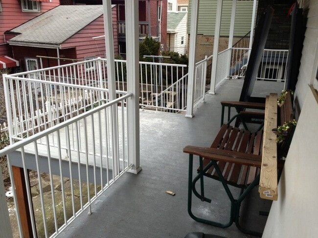 Photo - Luxurious 2 Bedroom on a dead end street o...