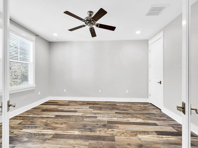 Photo - 741 Breakers Street