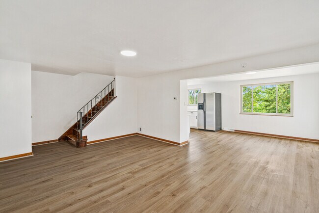 Photo - 309 Sebring Ave