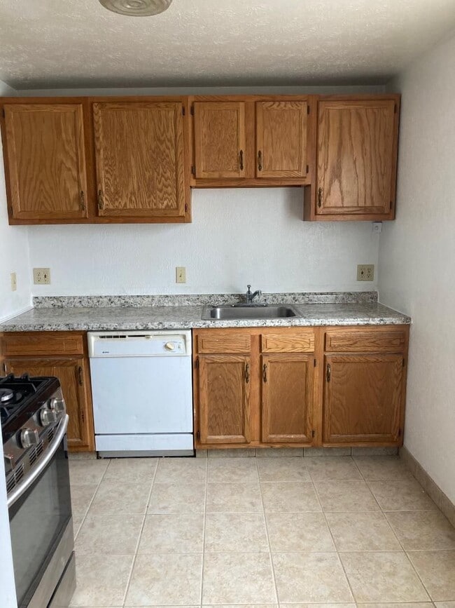 Photo - 2 Bedroom Condo for Rent