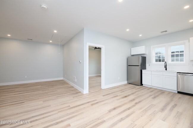 Photo - 18 Georgia Ave