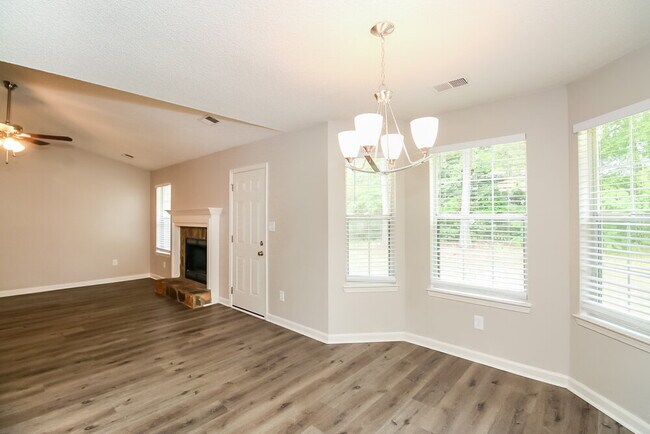 Photo - 1573 Glynn Ct