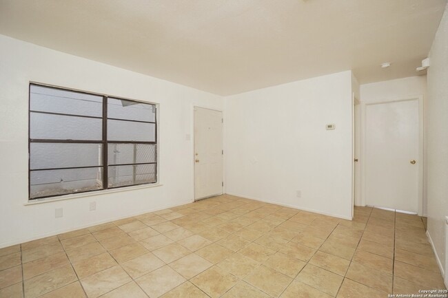 Photo - 5916 Mission Sunrise