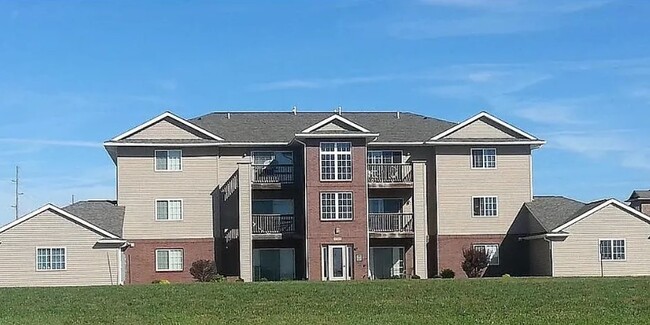 Heartland Commons - Heartland Commons Apartments