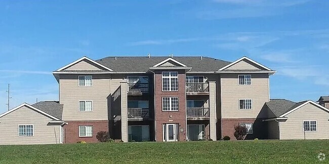 Building Photo - Heartland Commons Rental