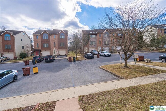 Photo - 125 Cornerstone Pl