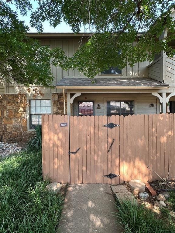 Building Photo - 14437 N Pennsylvania Ave Unit 29B