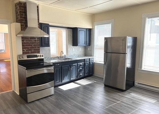 Photo - 137 Clifton St