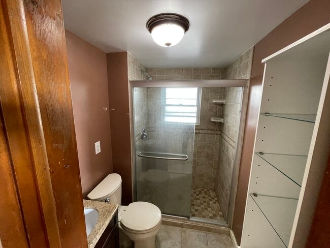 Photo - 44 Vreeland Ave Unit 1