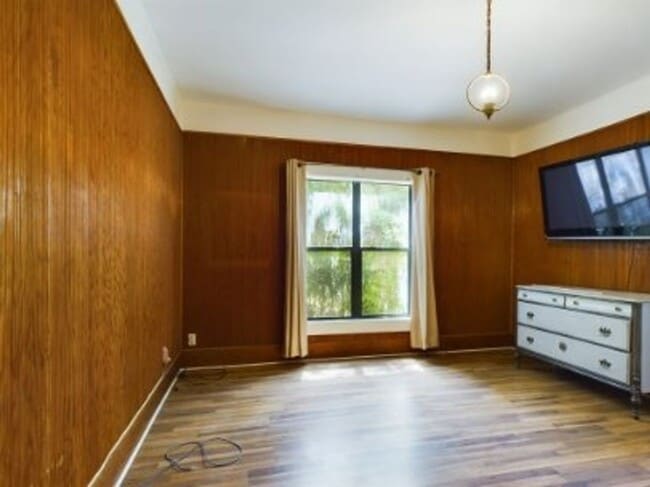 Photo - Cozy three bedroom in Hye Texas