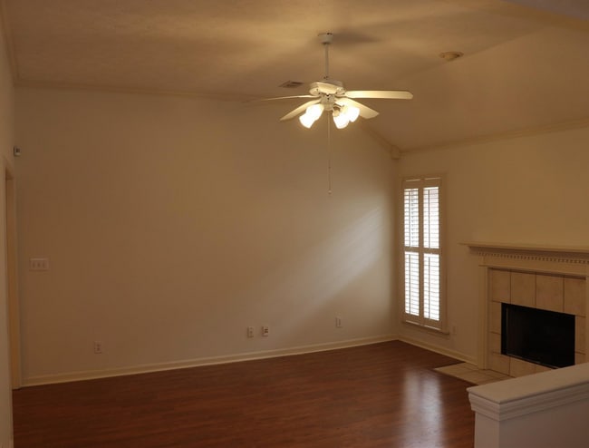 Photo - 8908 Asheville Dr