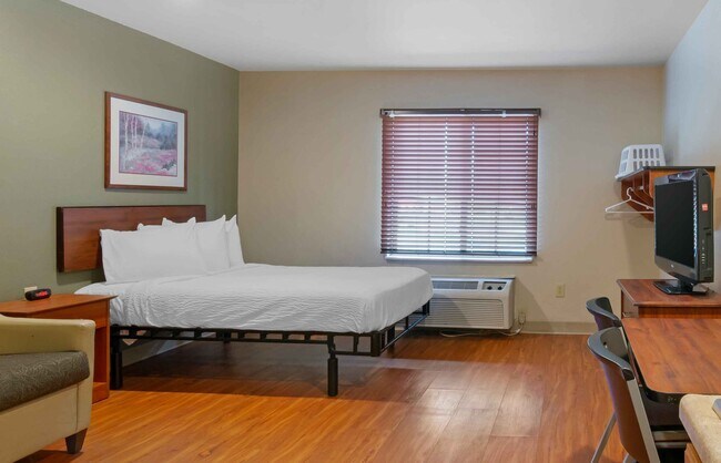 Furnished Studio-Kansas City - South - I-49