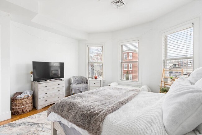 Photo - 142 Boston St Unidad 2