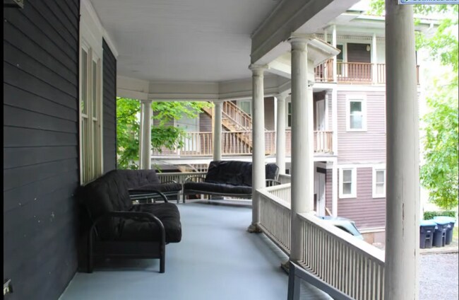 Photo - 123 Highland Pl Unit #1
