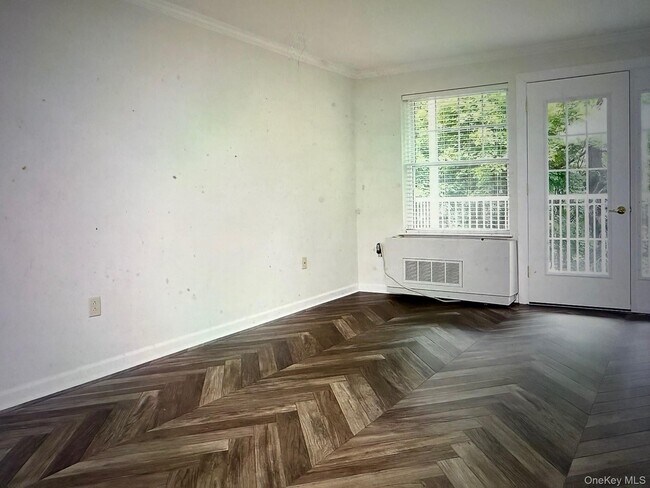 Photo - 110 Sutton Dr Unit 110