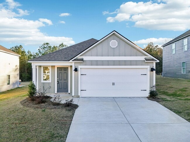 Photo - 595 Sterling Pl